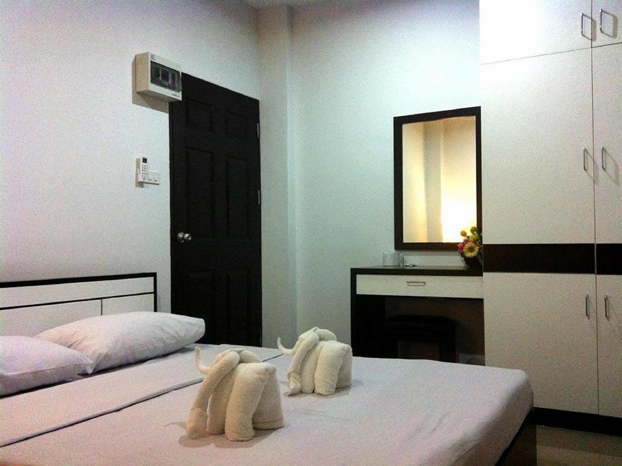 Noble U-House Chiangmai Hotel Chiang Mai Exterior foto